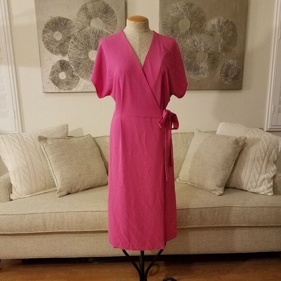 Felicity & Coco Rita Wrap Dress sz Medium in Pink. - Picture 4 of 10